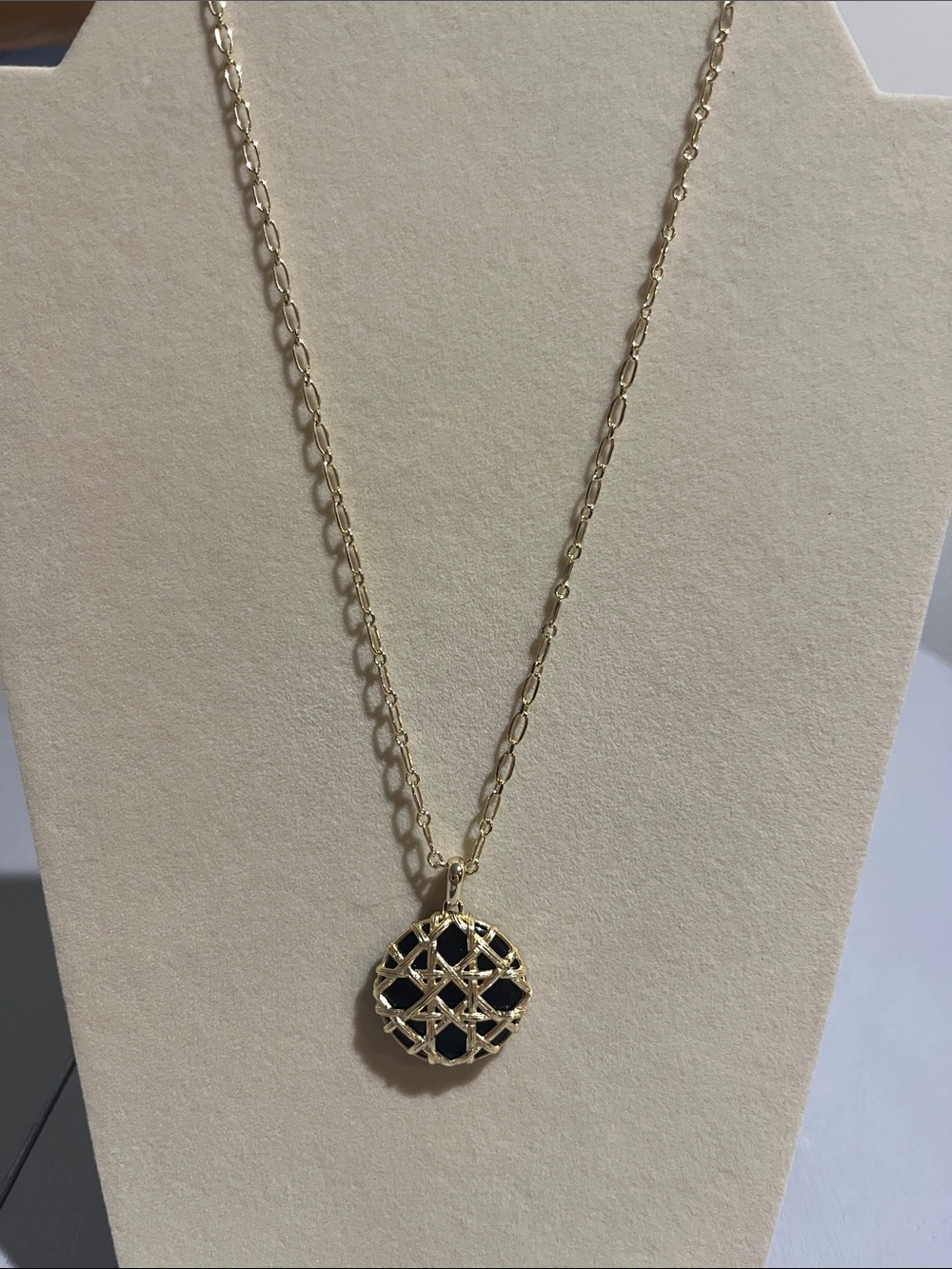 Kendra Scott Gold Pendant Necklace with Black Inlay